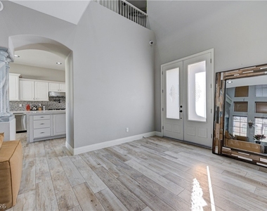 9738 Bear Trap Court - Photo Thumbnail 18