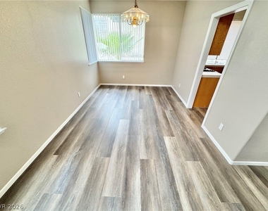 2241 Juniper Berry Drive - Photo Thumbnail 3