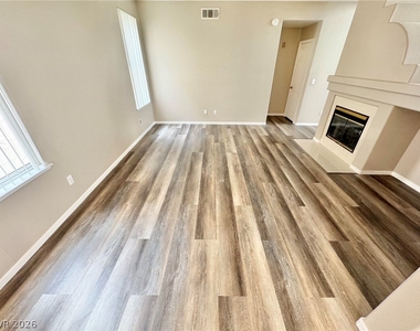 2241 Juniper Berry Drive - Photo Thumbnail 2