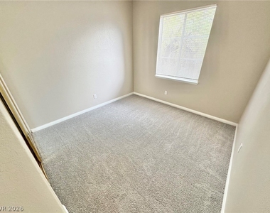 2241 Juniper Berry Drive - Photo Thumbnail 13