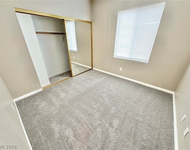 2241 Juniper Berry Drive - Photo Thumbnail 20