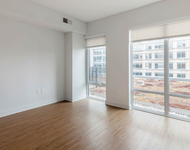 455 I St Nw - Photo Thumbnail 17