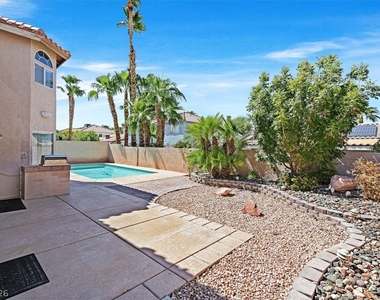 2704 Timber Crossing Court - Photo Thumbnail 28