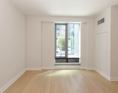 340 Fremont St - Photo Thumbnail 28