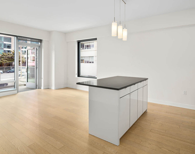 340 Fremont St - Photo Thumbnail 58