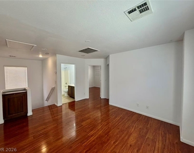 884 Blue Rosalie Place - Photo Thumbnail 10