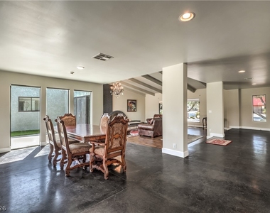 1926 Papago Lane - Photo Thumbnail 8