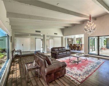 1926 Papago Lane - Photo Thumbnail 5
