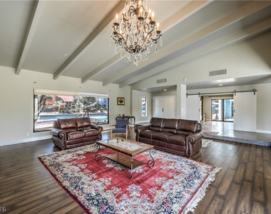 1926 Papago Lane - Photo Thumbnail 4