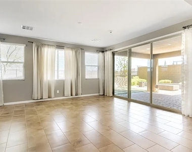 12343 Grey Dunes Avenue - Photo Thumbnail 7