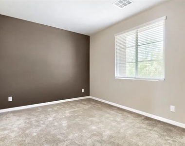 12343 Grey Dunes Avenue - Photo Thumbnail 11