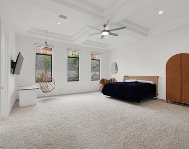 20 Pebble Hills Court - Photo Thumbnail 32
