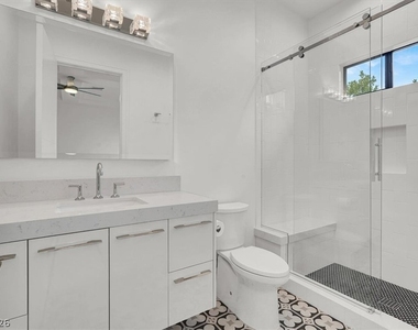 20 Pebble Hills Court - Photo Thumbnail 34