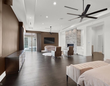 20 Pebble Hills Court - Photo Thumbnail 30