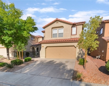 647 Moonlight Stroll Street - Photo Thumbnail 1