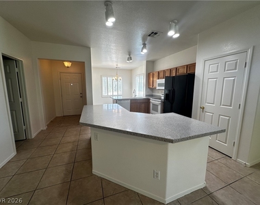 10912 Golden Birch Place - Photo Thumbnail 4