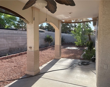 1007 Misty Rose Avenue - Photo Thumbnail 5