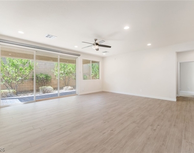 9729 Ponderosa Skye Court - Photo Thumbnail 5