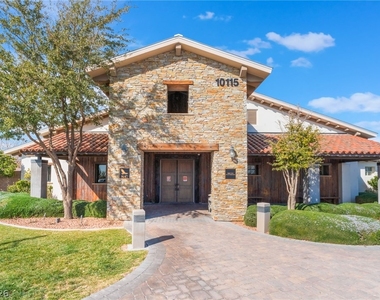 9729 Ponderosa Skye Court - Photo Thumbnail 23