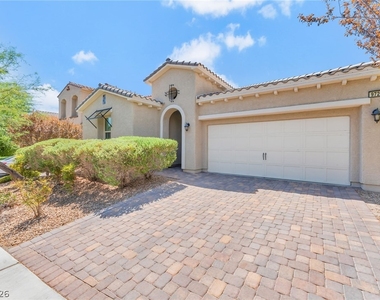9729 Ponderosa Skye Court - Photo Thumbnail 14