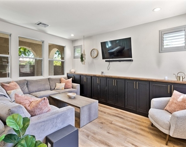 620 Wandering Violets Way - Photo Thumbnail 14