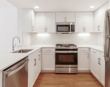 1800 N. Oak St. - Photo Thumbnail 11