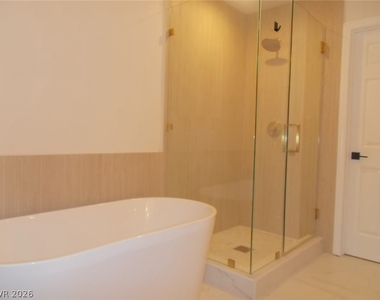 519 Crimson View Place - Photo Thumbnail 16