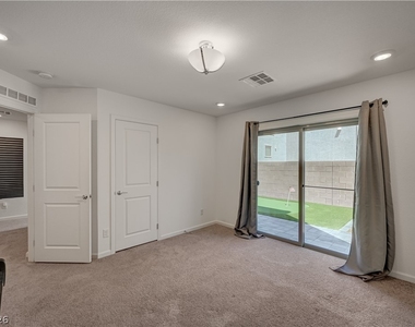 7760 Misty Oaks Avenue - Photo Thumbnail 9