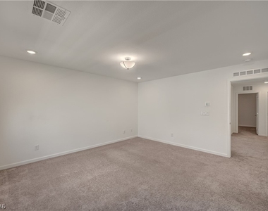 7760 Misty Oaks Avenue - Photo Thumbnail 19