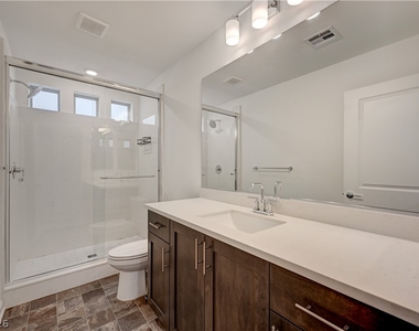 7760 Misty Oaks Avenue - Photo Thumbnail 11
