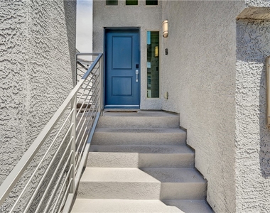 7760 Misty Oaks Avenue - Photo Thumbnail 4