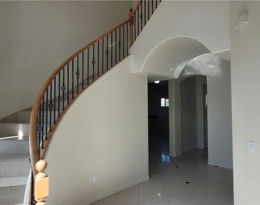 7728 Villa De La Paz Avenue - Photo Thumbnail 25