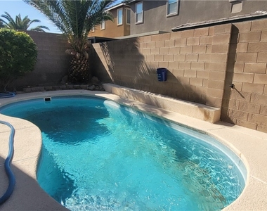 7728 Villa De La Paz Avenue - Photo Thumbnail 18
