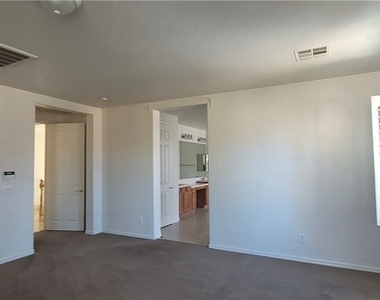 7728 Villa De La Paz Avenue - Photo Thumbnail 59