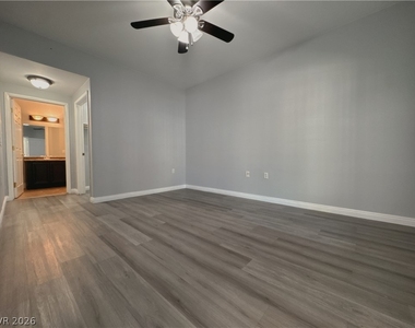 10245 S Maryland Parkway - Photo Thumbnail 9