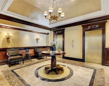 2857 Paradise Road - Photo Thumbnail 6