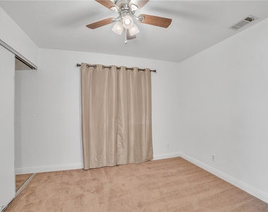 2304 Chatfield Drive - Photo Thumbnail 16