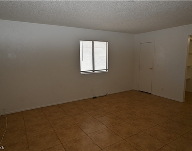 302 Eastminister Court - Photo Thumbnail 9