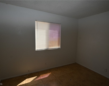 302 Eastminister Court - Photo Thumbnail 16