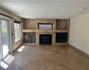8225 Woodland Prairie Avenue - Photo Thumbnail 23