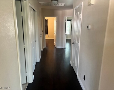 8225 Woodland Prairie Avenue - Photo Thumbnail 39