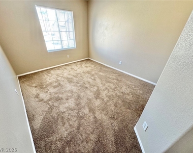 8121 Retriever Avenue - Photo Thumbnail 16