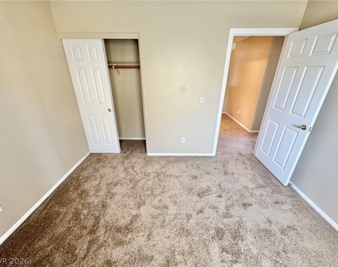 8121 Retriever Avenue - Photo Thumbnail 8