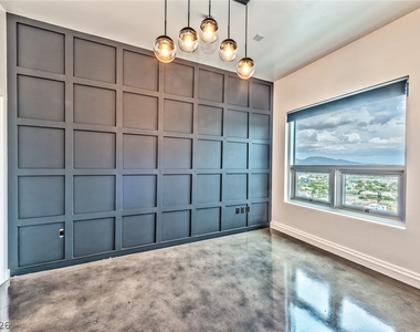 200 Hoover Avenue - Photo Thumbnail 6