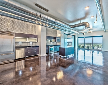 200 Hoover Avenue - Photo Thumbnail 3