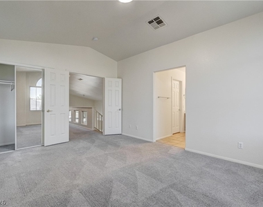 10800 Palatine Court - Photo Thumbnail 10