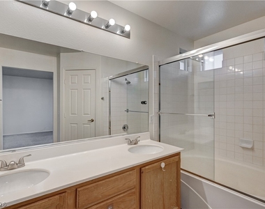 10800 Palatine Court - Photo Thumbnail 8