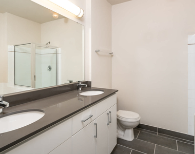 14420 North Creek Drive - Photo Thumbnail 49