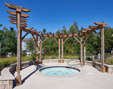 14420 North Creek Drive - Photo Thumbnail 36