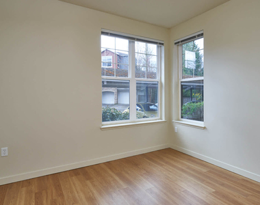 14420 North Creek Drive - Photo Thumbnail 55
